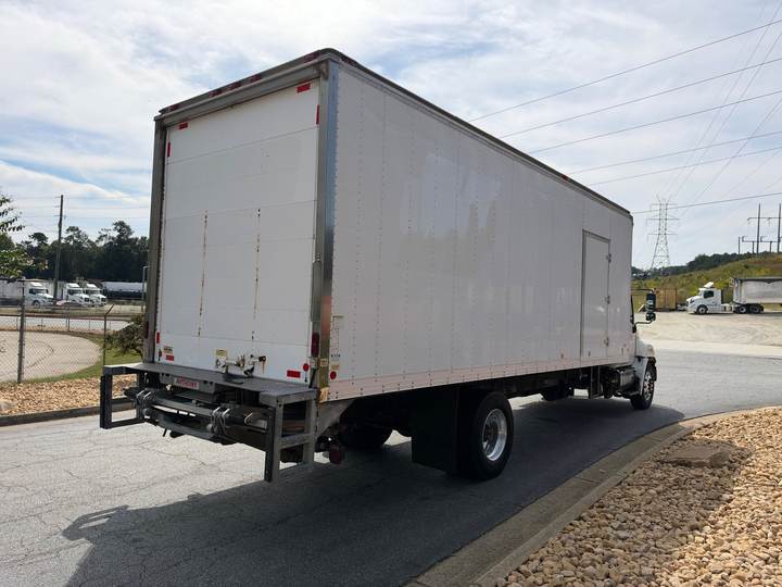 2019 Hino 268A Box Truck, exterior photo 5