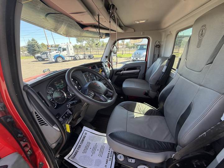2020 Kenworth T880 Day Cab, interior photo 8
