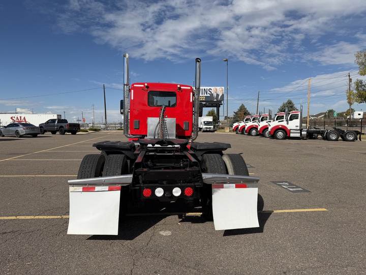 2020 Kenworth T880 Day Cab, exterior photo 5