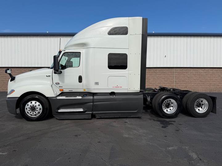 2021 International LT625 73" Raised Roof Sleeper, exterior photo 6
