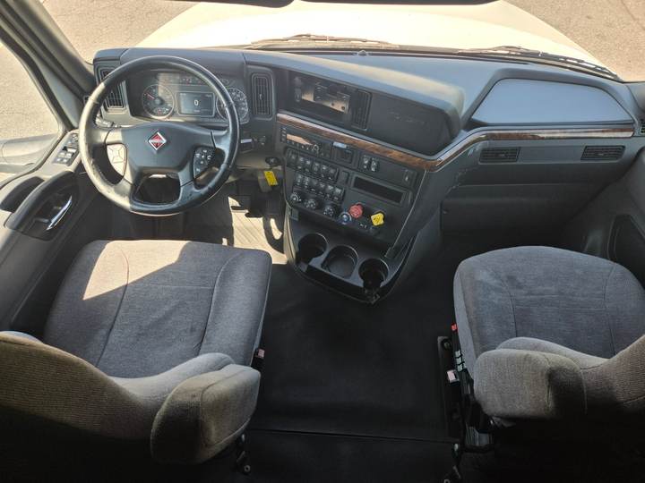 2021 International LT625 73" Raised Roof Sleeper, interior photo 6