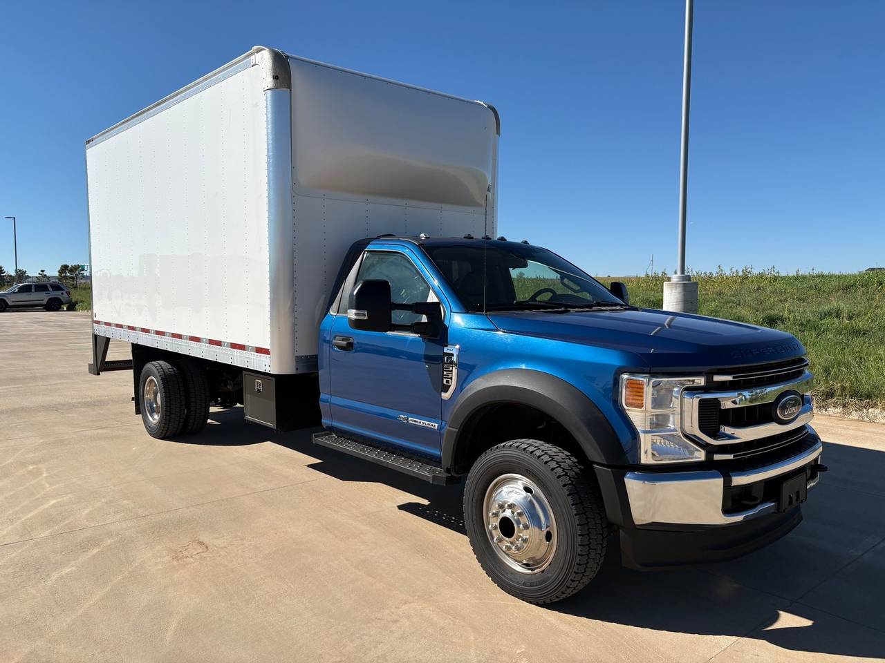 2022 Ford F550 Box Truck, exterior photo 1