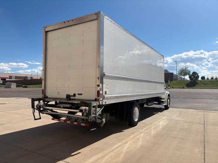 2022 Freightliner M2-106 Box Truck, exterior photo 6
