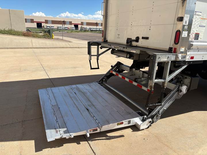 2022 Freightliner M2-106 Box Truck, exterior photo 7
