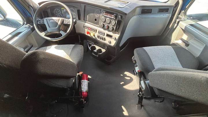 2022 Freightliner PT126064ST 72" Raised Roof Sleeper, interior photo 6
