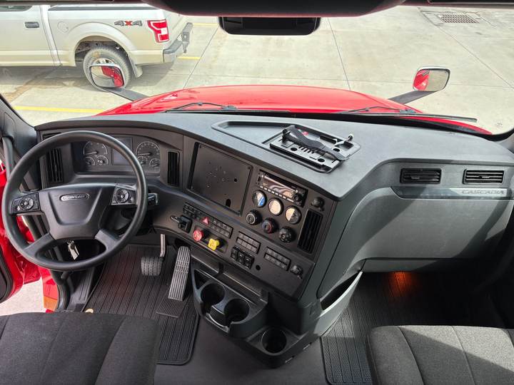2023 Freightliner PT126064ST 72" Raised Roof Sleeper, interior photo 3