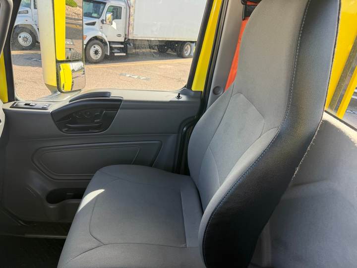 2023 International LT625 Day Cab, interior photo 7