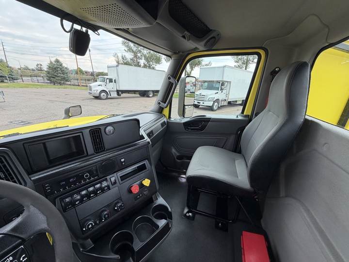 2023 International LT625 Day Cab, interior photo 8