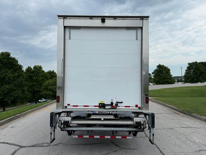 2023 Kenworth T380 Refrigerated Box Truck, exterior photo 3