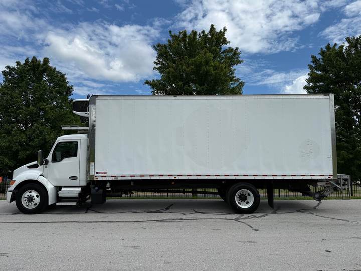 2023 Kenworth T380 Refrigerated Box Truck, exterior photo 4