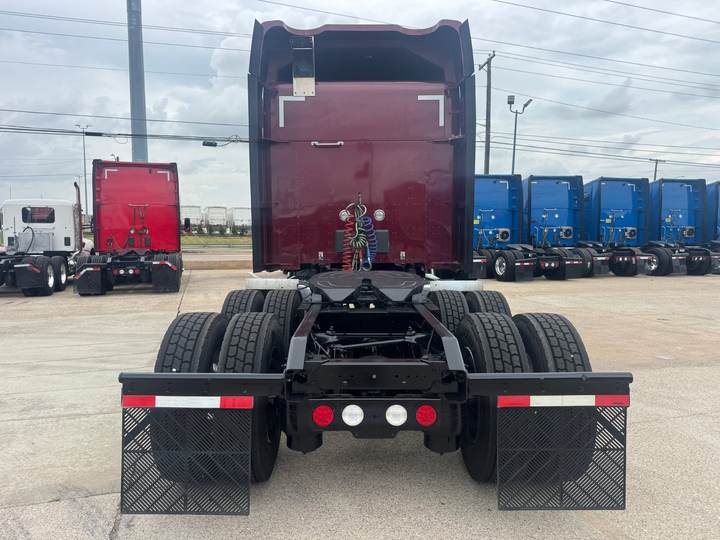 2023 Kenworth T680 52" Mid Roof Sleeper, exterior photo 5