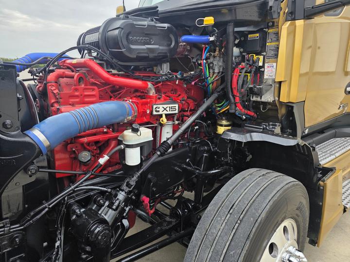 2023 Kenworth T680 76" Sleeper, 13-Speed Manual, cummins X15 engine