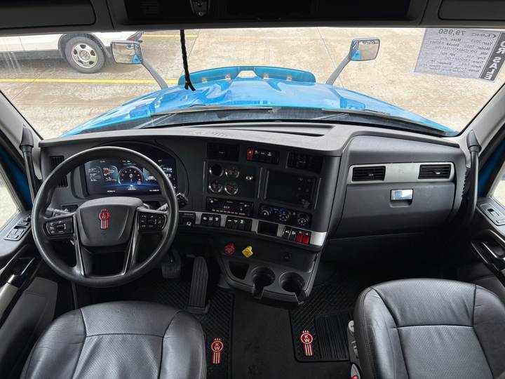 2023 Kenworth T680 76" Raised Roof Sleeper, interior photo 3