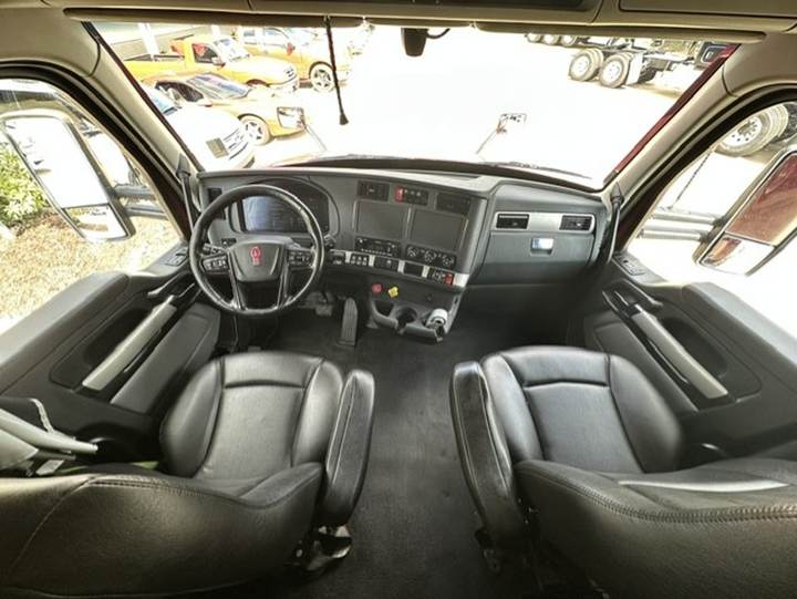 2023 Kenworth T680 76" Raised Roof Sleeper, interior photo 6