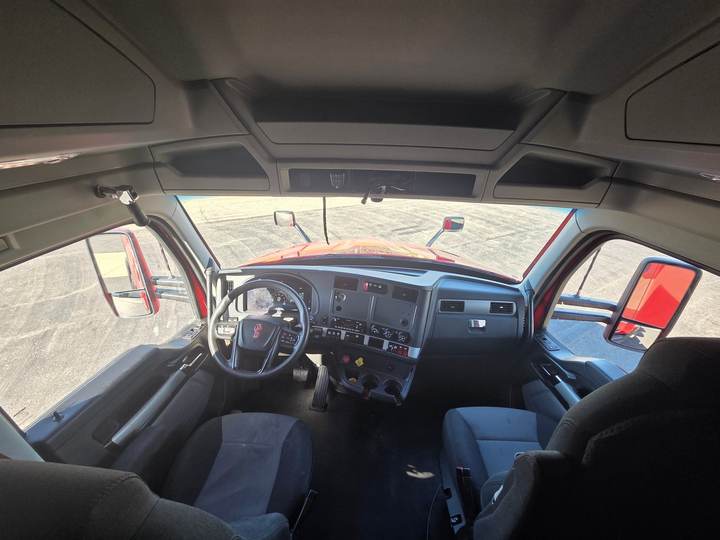 2023 Kenworth T680 76" Raised Roof Sleeper, interior photo 7