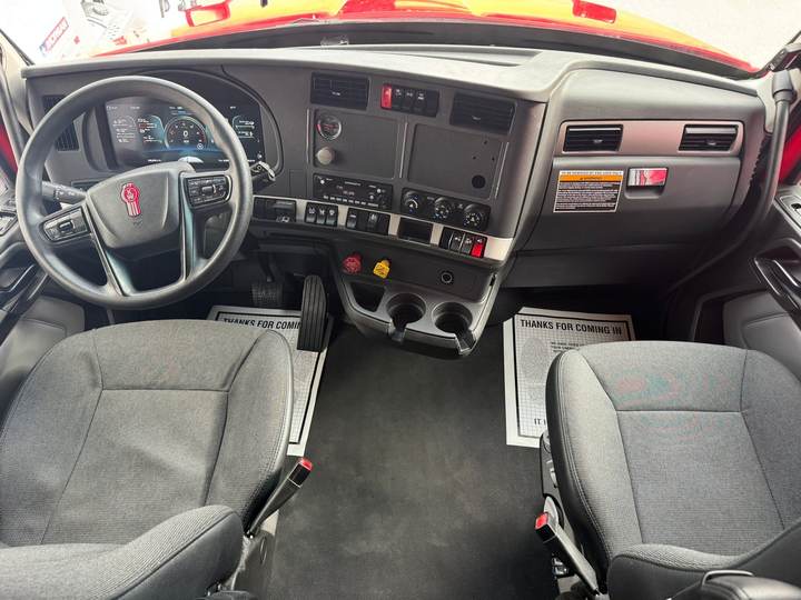 2023 Kenworth T680 76" Raised Roof Sleeper, interior photo 7