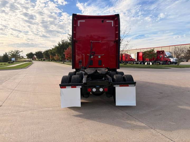 2023 Kenworth T680 76" Raised Roof Sleeper, exterior photo 6