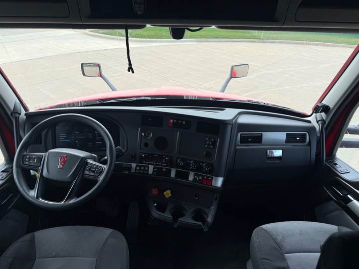 2023 Kenworth T680 76" Raised Roof Sleeper, interior photo 7