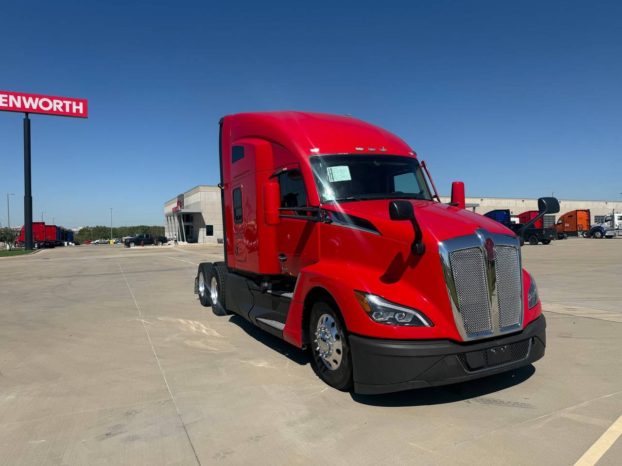 2023 Kenworth T680 76" Raised Roof Sleeper, exterior photo 1