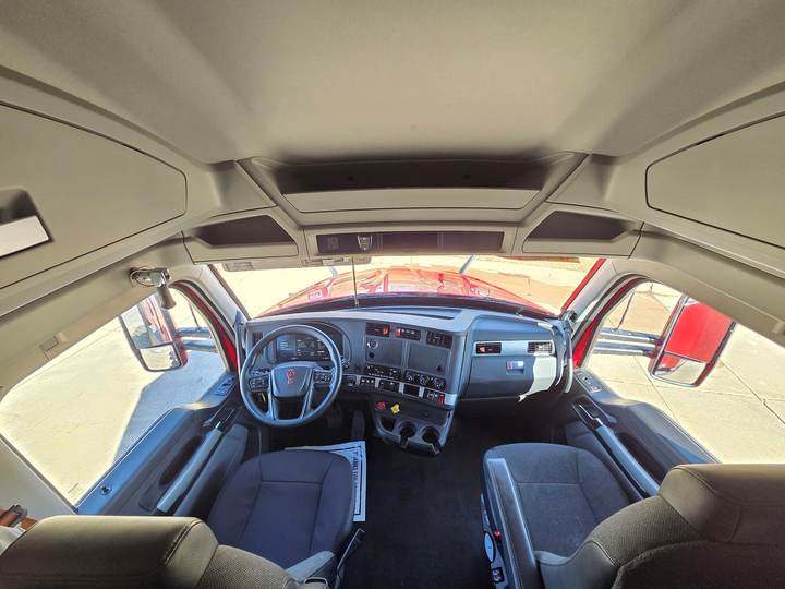 2023 Kenworth T680 76" Raised Roof Sleeper, interior photo 7