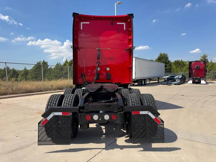 2023 Kenworth T680 76" Raised Roof Sleeper, exterior photo 3