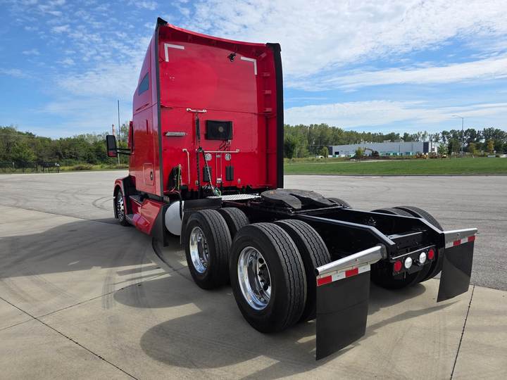 2023 Kenworth T680 76" Raised Roof Sleeper, exterior photo 6
