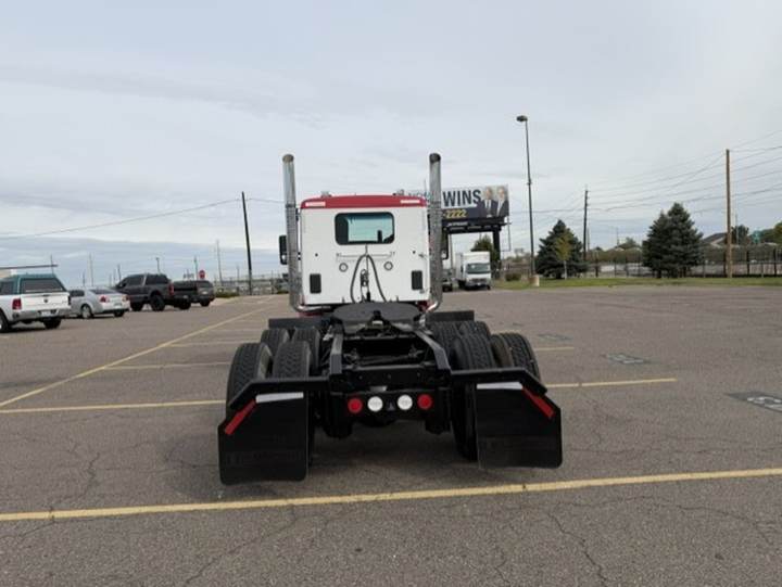 2023 Kenworth T880 Day Cab, exterior photo 6