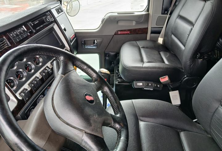 2023 Kenworth W900L 72" Raised Roof Sleeper, cab