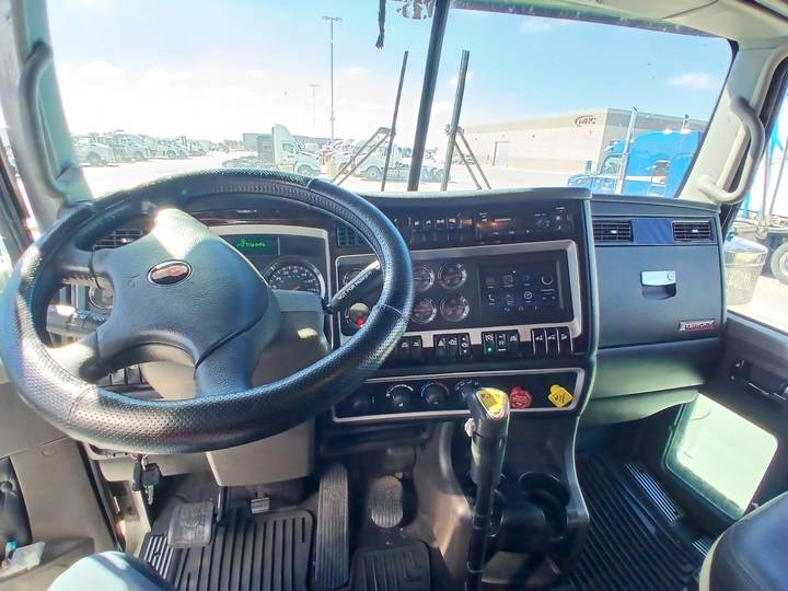 2023 Kenworth W900L 86" Studio Sleeper, interior photo 5