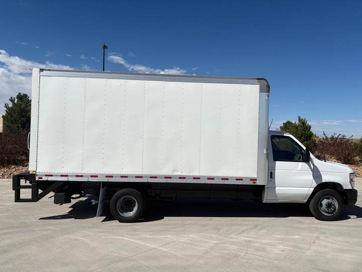 2024 Ford E350 Box Truck, exterior photo 4