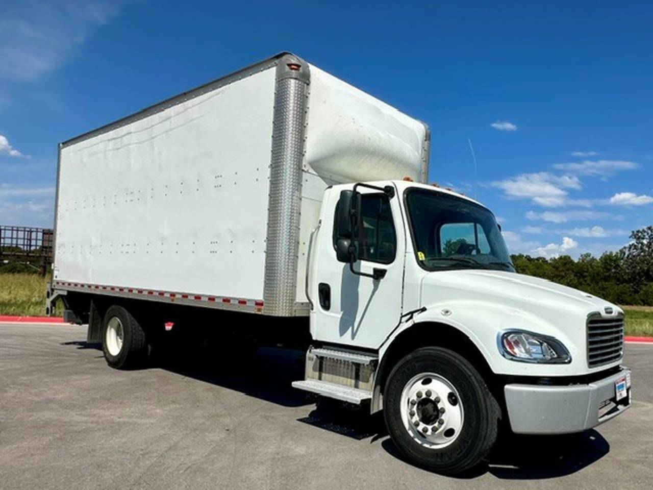 2024 Freightliner M2-106 Box Truck, exterior photo 1