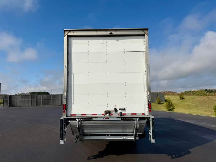 2024 Freightliner M2-106 Box Truck, exterior photo 3