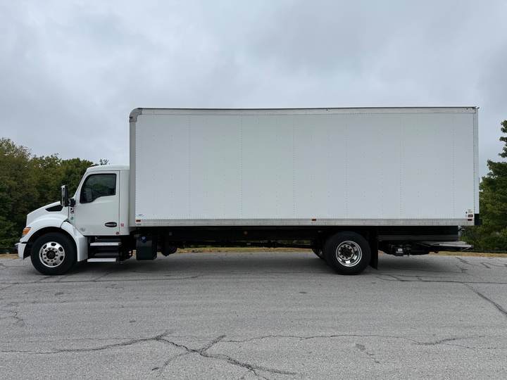 2024 Kenworth T380 Box Truck, exterior photo 3