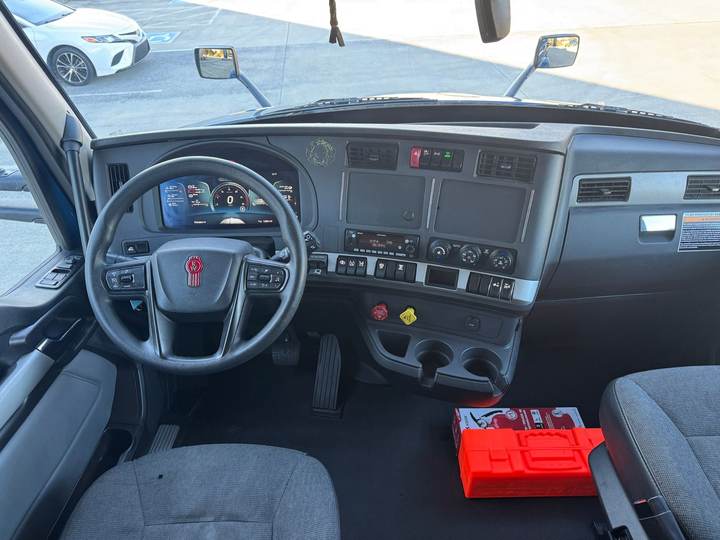 2024 Kenworth T680 76" Raised Roof Sleeper, interior photo 7