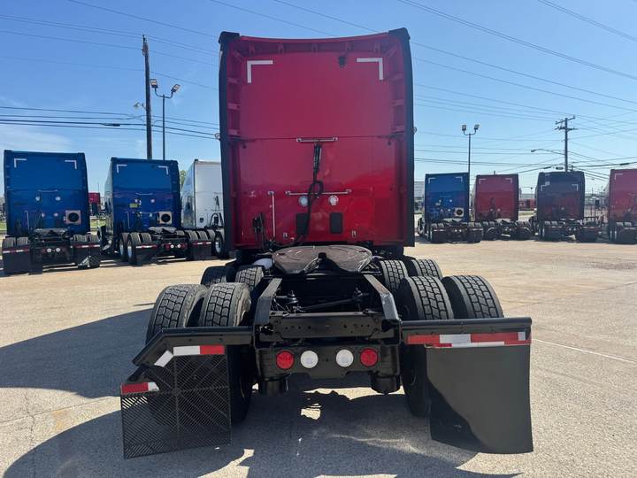 2024 Kenworth T680 76" Raised Roof Sleeper, exterior photo 3