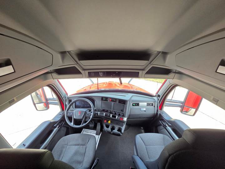 2024 Kenworth T680 76" Raised Roof Sleeper, interior photo 7