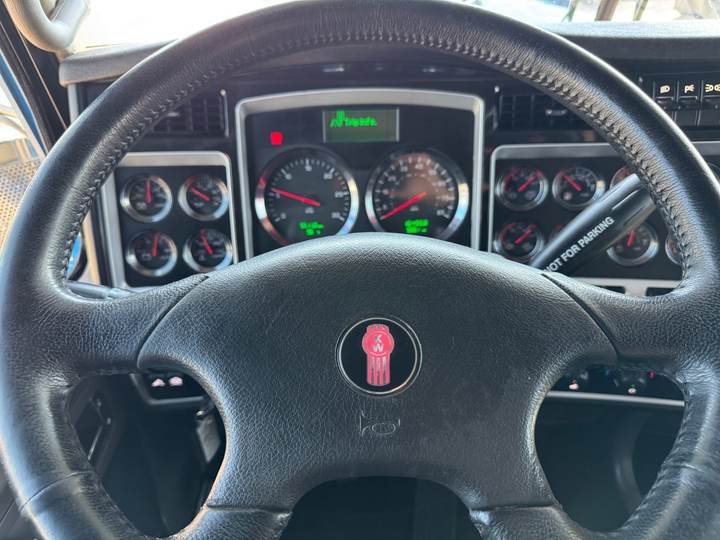 2024 Kenworth W900L Day Cab, interior photo 7