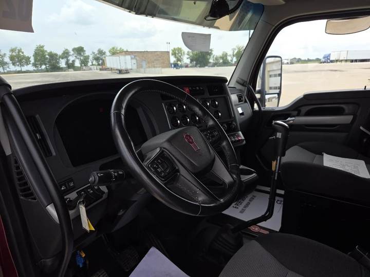 2024 Kenworth W990 52" Flat Top Sleeper, interior photo 2