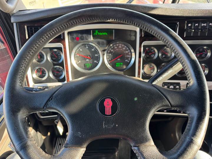 2025 Kenworth W900L 86" Studio Sleeper, interior photo 6
