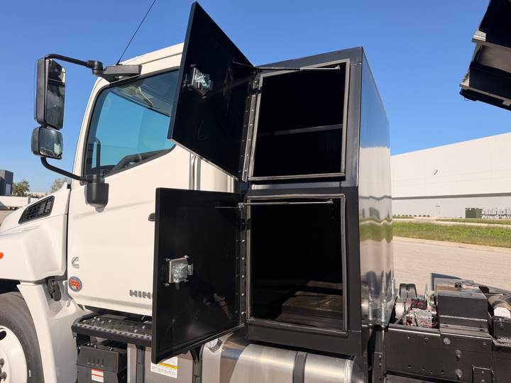 2026 Hino L6 Dump Truck, exterior photo 5
