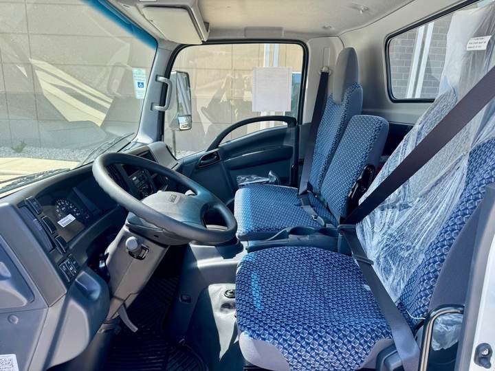 2026 Isuzu Npr-hd Box Truck, interior photo 8