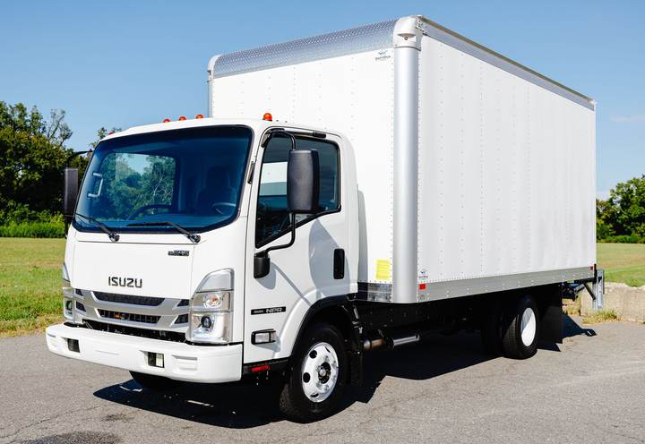 2027 Isuzu Npr Cab and Chassis, exterior photo 1