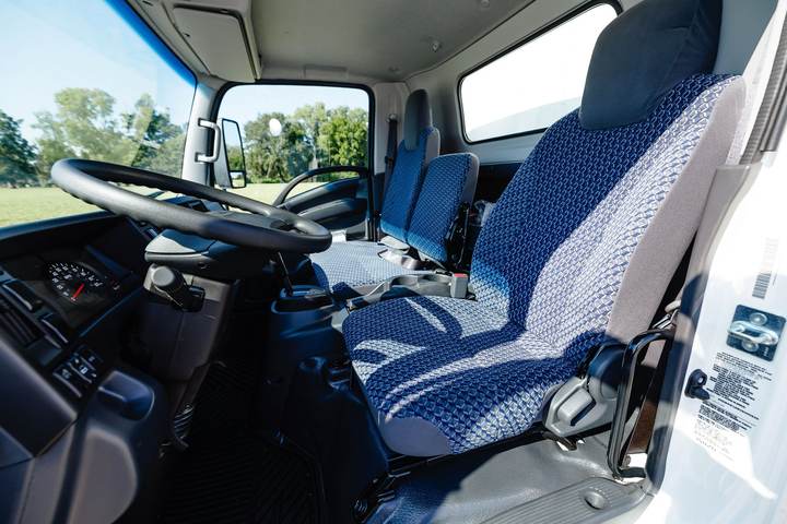 2027 Isuzu Npr Cab and Chassis, interior photo 7