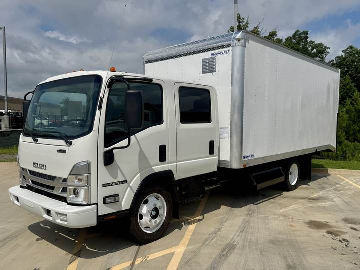 2027 Isuzu Npr-hd Cab and Chassis, exterior photo 2