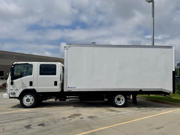 2027 Isuzu Npr-hd Cab and Chassis, exterior photo 4