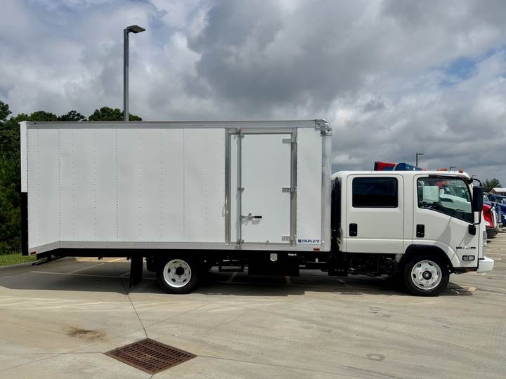 2027 Isuzu Npr-hd Cab and Chassis, exterior photo 5