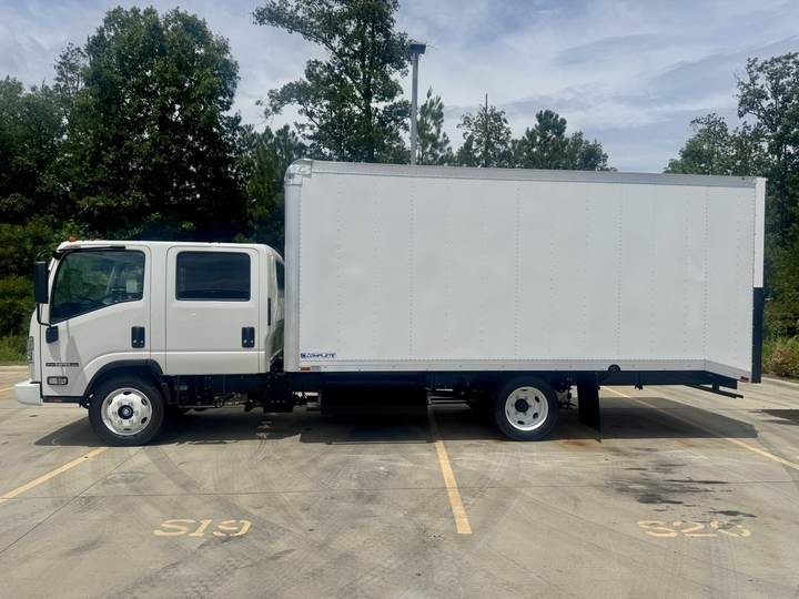 2027 Isuzu Npr-hd Cab and Chassis, exterior photo 5