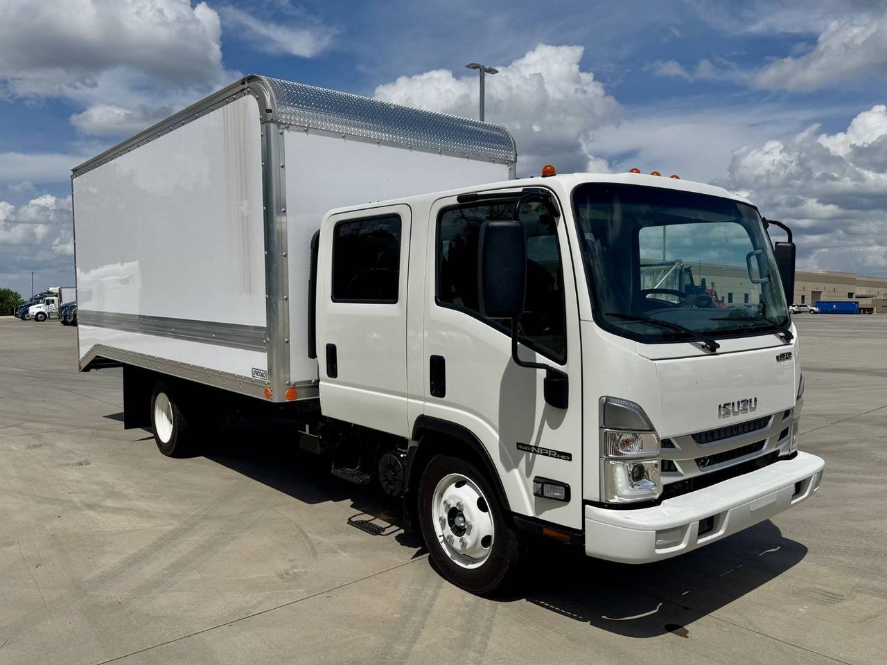 2027 Isuzu Npr-hd Cab and Chassis, exterior photo 1