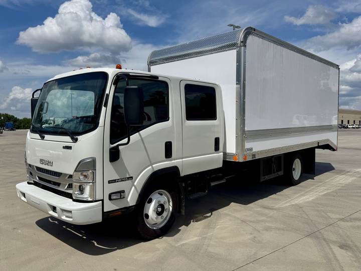 2027 Isuzu Npr-hd Cab and Chassis, exterior photo 2