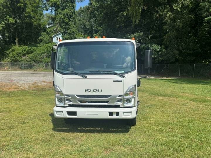 2027 Isuzu Npr-hd Cab and Chassis, exterior photo 4